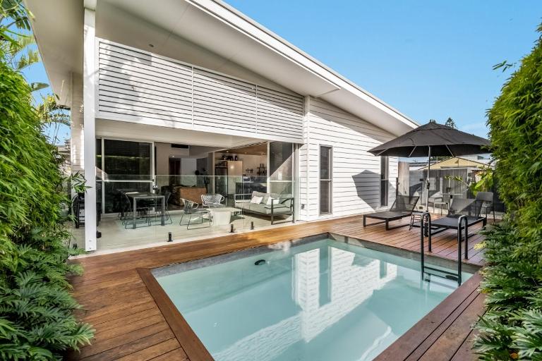 Waves - Lennox Head - B&B Lennox Head