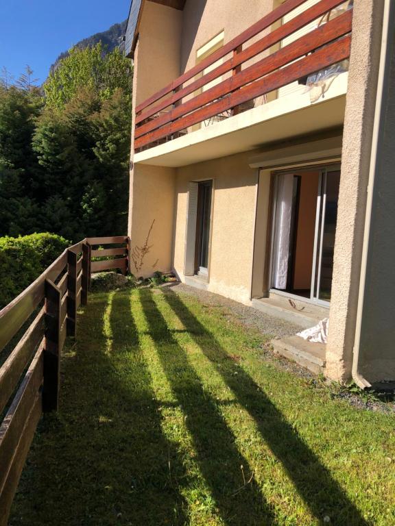 Appartement calme dans résidence - B&B Cauterets