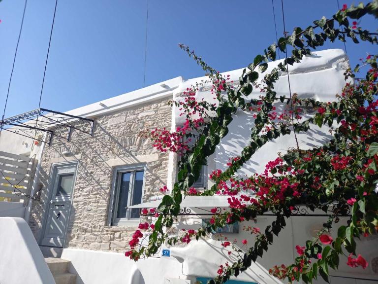 Tristrato - Bed and Breakfast Parikia