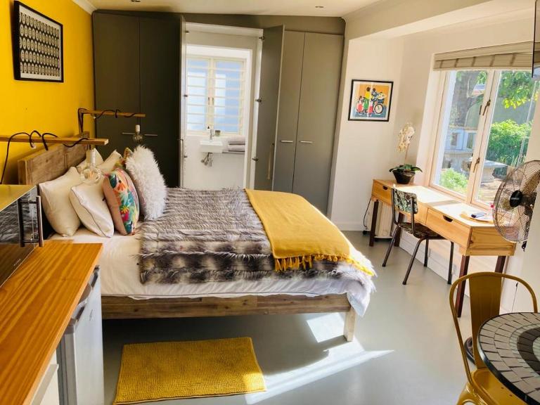 Modern studio apartment - B&B Cape Town