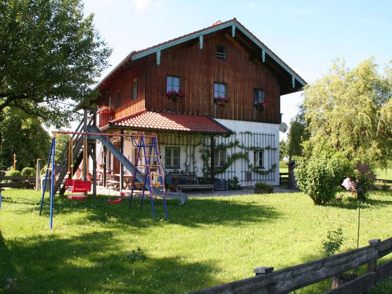 Kirmeier Hof - Bed and Breakfast Bad Endorf