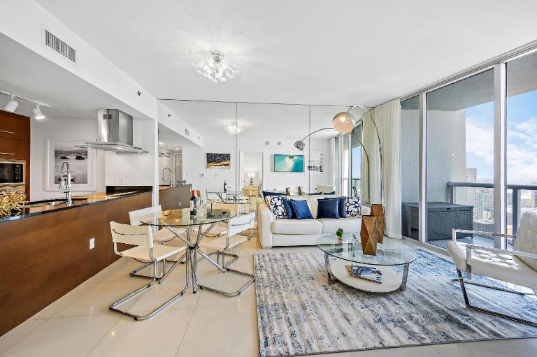 Majestic High Rise Unit with Ocean view - Ferienwohnung Miami