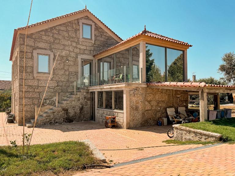 DIGNUS HOUSE - Ferienwohnung Folhadosa