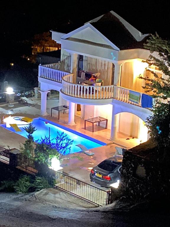 Villa royal - B&B Alanya