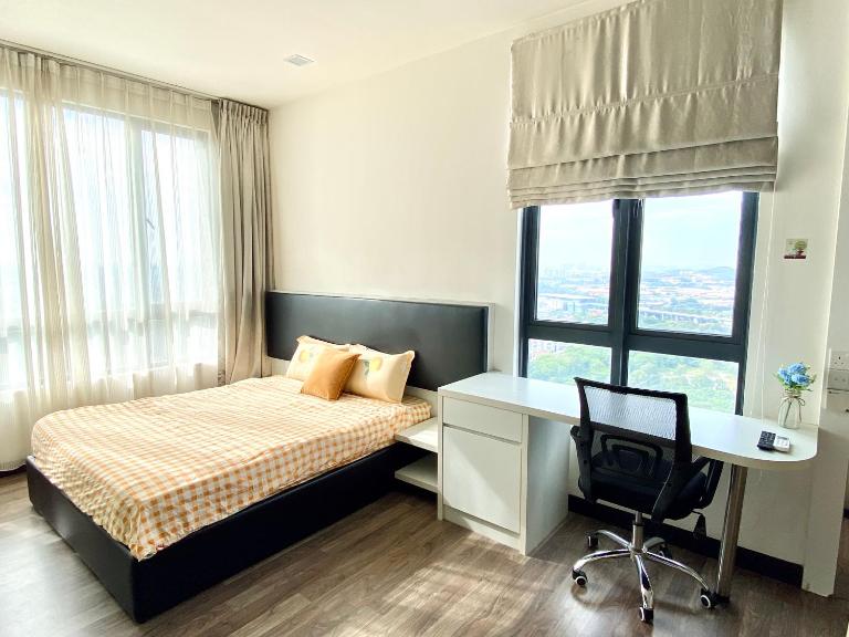 Corner Unit Landmark Residence 2, High Floor, Nice View, WiFi & Tvbox, Free Parking - Chambres d'hôtes Kajang