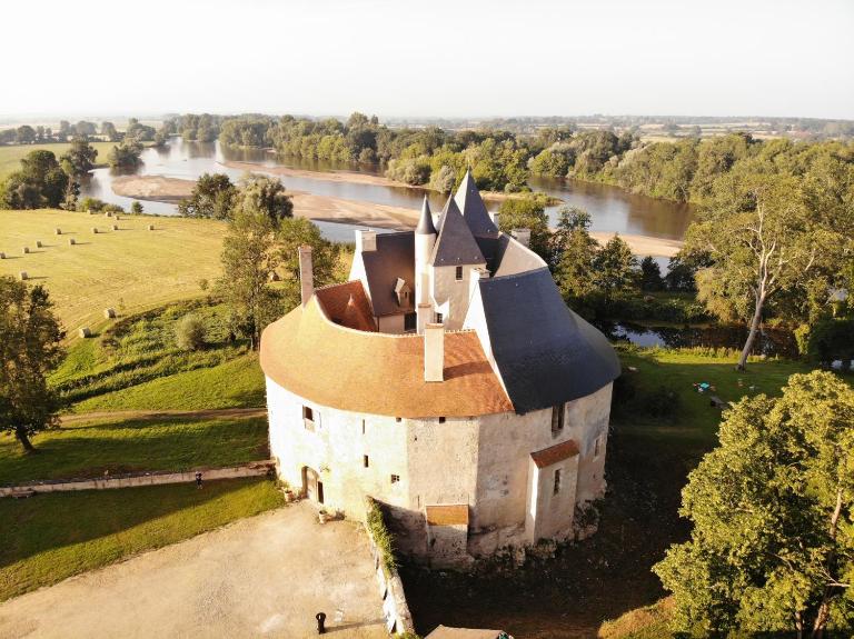 Château de Meauce, en Bourgogne - Chambres d'hôtes Saincaize-Meauce