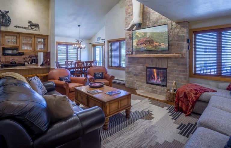 Bear Claw 615 - Ski-in Ski-out Condo! - B&B Steamboat Springs