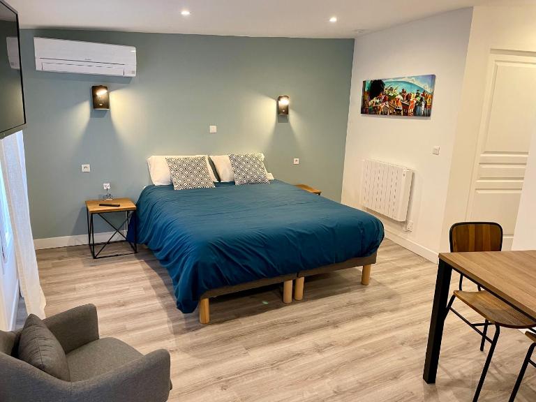 Moulin 1- Appartement Arènes Romaines - Beziers centre - Wifi - Tv connectée - Chambres d'hôtes Béziers