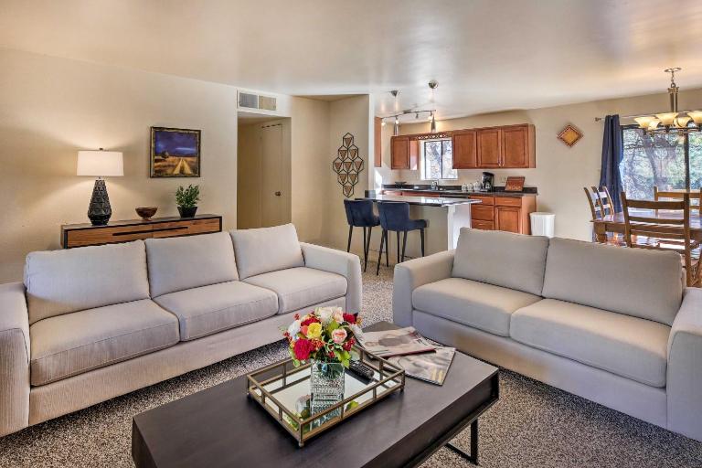 'Lakeside Traditions' Arizona Home w/ Game Room! - B&B Pinetop-Lakeside