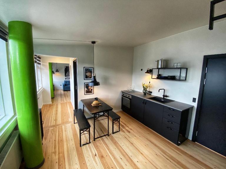 Broncks Apartment 4 - Modern 1-Bedroom in the Heart of Tórshavn - B&B Tórshavn