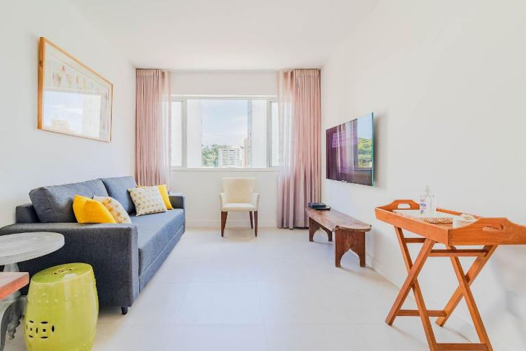 BR03 Apt 2 Quartos a 200m da Praia do Porto Barra - Ferienwohnung Salvador
