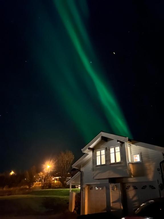 Visit Leif at Senja - B&B Gibostad