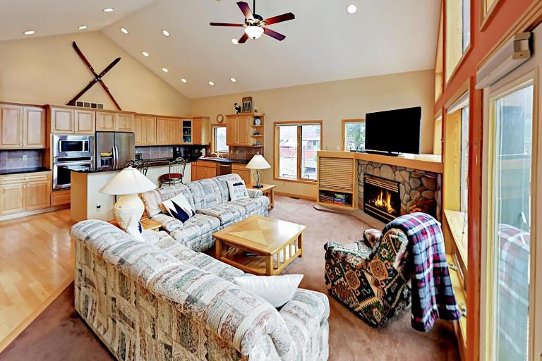 Teller Townhomes 106 - B&B Frisco