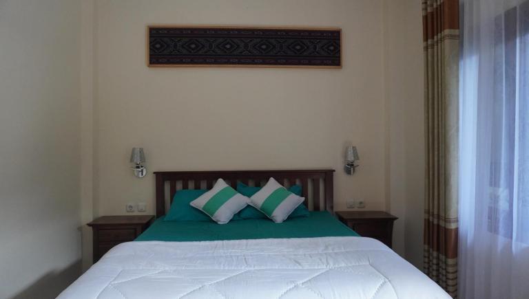 JOGLO Greenhouse - B&B Ngemplak