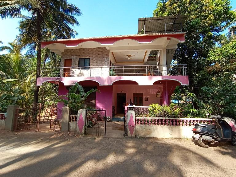 Jerone's Home Stay - B&B Majorda