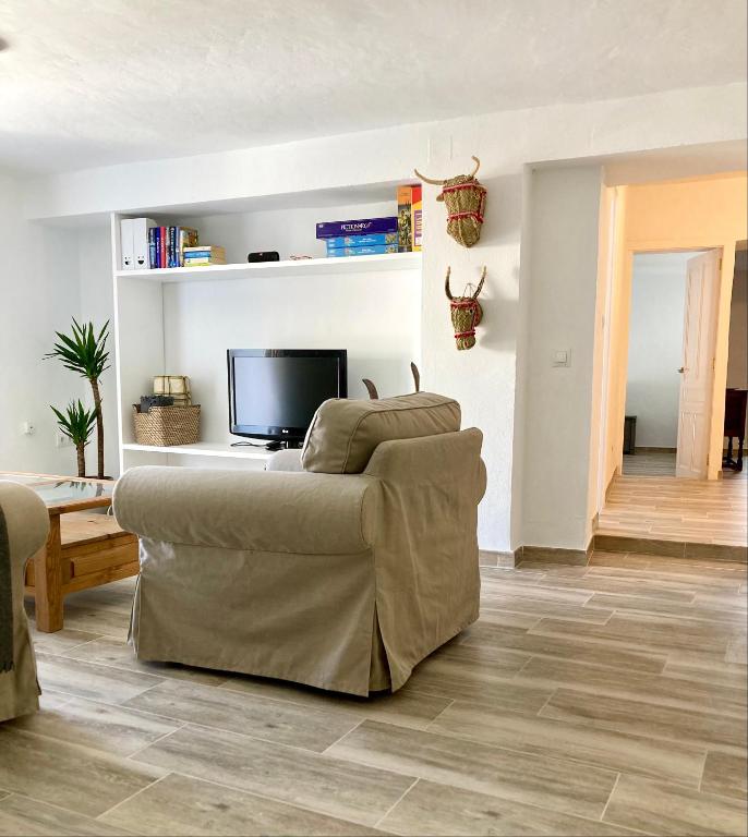 Puerta de la Villa Apartamento - B&B Tolox