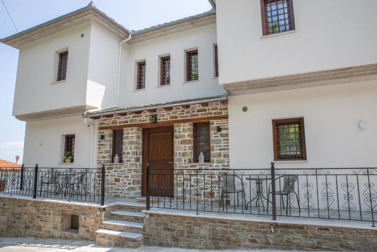 Aelia Mount Suites - B&B Zagorá