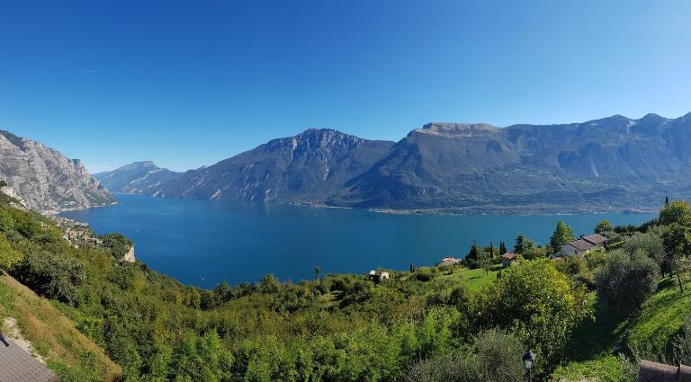 Villetta Vella Miralago by Garda Domus Mea - B&B Tremosine