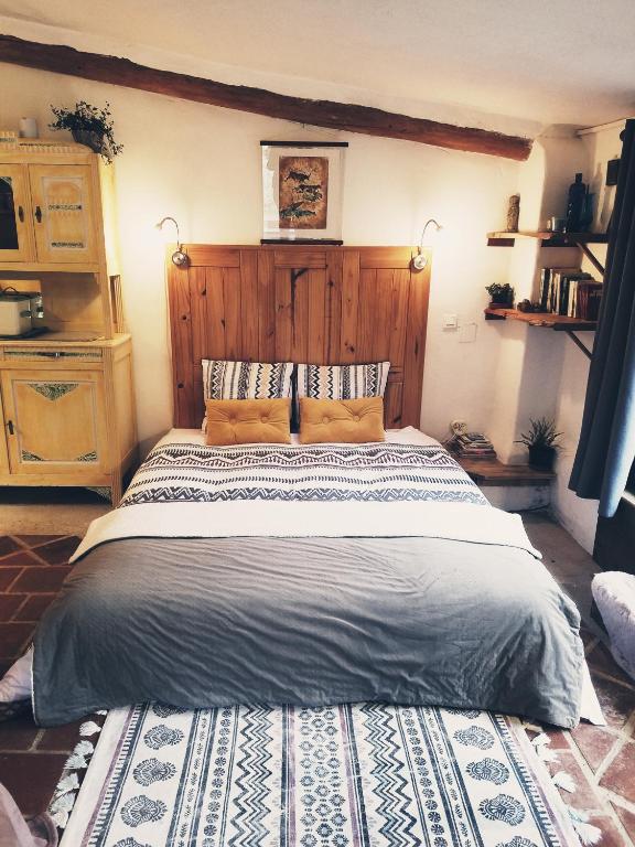 Petit Gîte TARA avec SPA - Ariege Pyrénées - Chambres d'hôtes Péreille