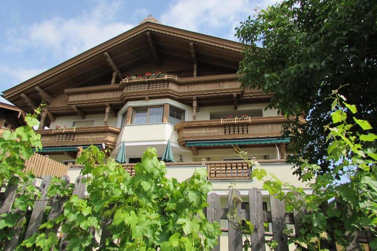 Appartements Hochzillertal - B&B Kaltenbach