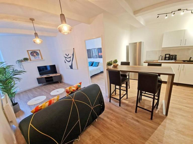 GregBnb - T2 Design 43m2 - Toulon Est - Wifi Fibre - n2 - B&B Tolón