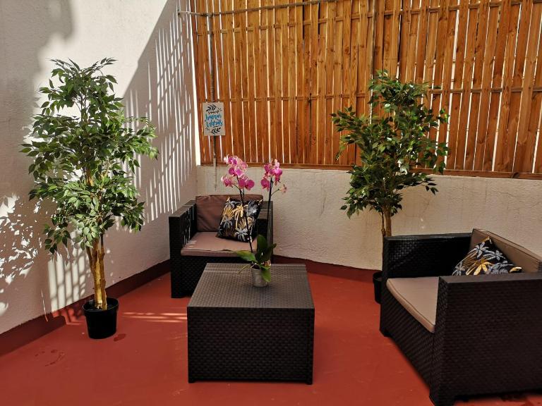 Apartahotel Casa Batito - B&B L'Hospitalet de Llobregat