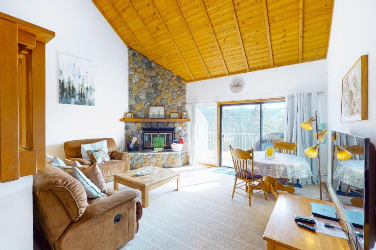 Eagle's Landing Condo 78 - B&B Lakeshore