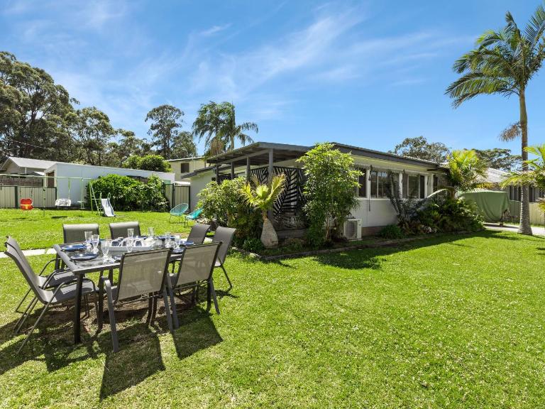 Bikini Bottoms by Experience Jervis Bay - B&B Huskisson
