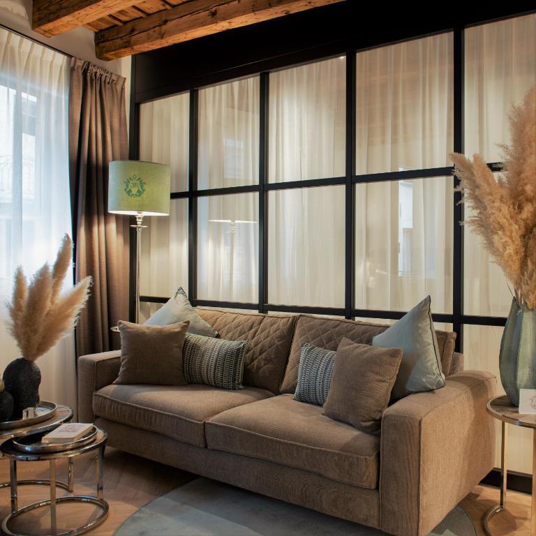 ELEGANCE ROOM - Aparta & Suite - Automatized Apartment - B&B Bassano del Grappa