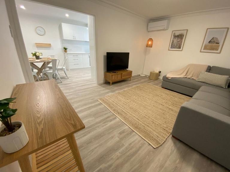 Peppermint Cottage - B&B Broadwater