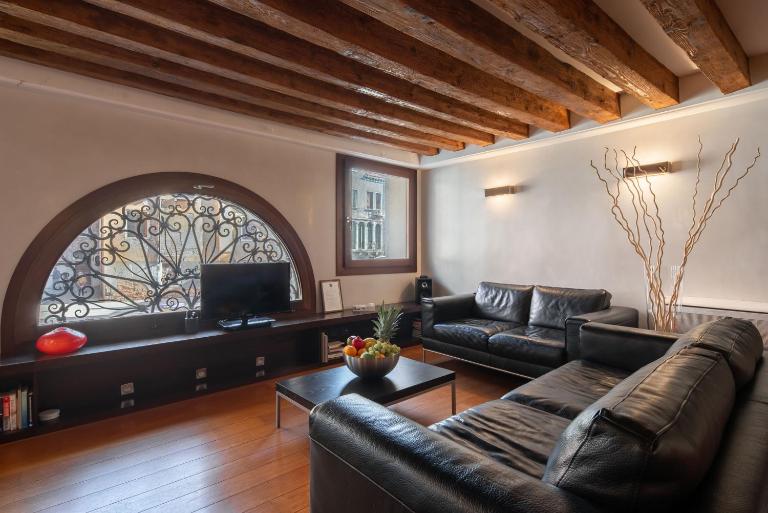 VeNICe Cera San Moisè - B&B Venecia