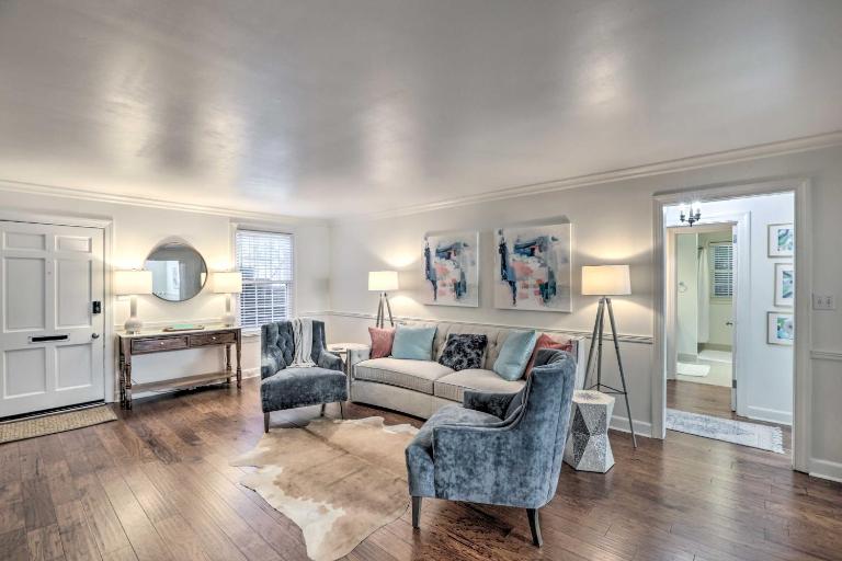 Walk to Broad St: Central Thomasville Condo - B&B Thomasville