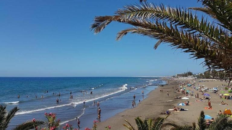 New Miami Playa Apartamentos - Bed and Breakfast San Agustin