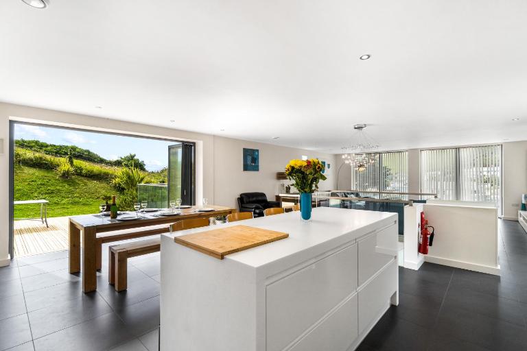 1 Beachdown,Wi-Fi, Parking - Ferienwohnung Bagber