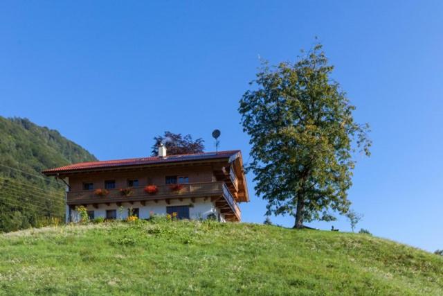 Ferienwohnungen Zweckl - B&B Marktschellenberg