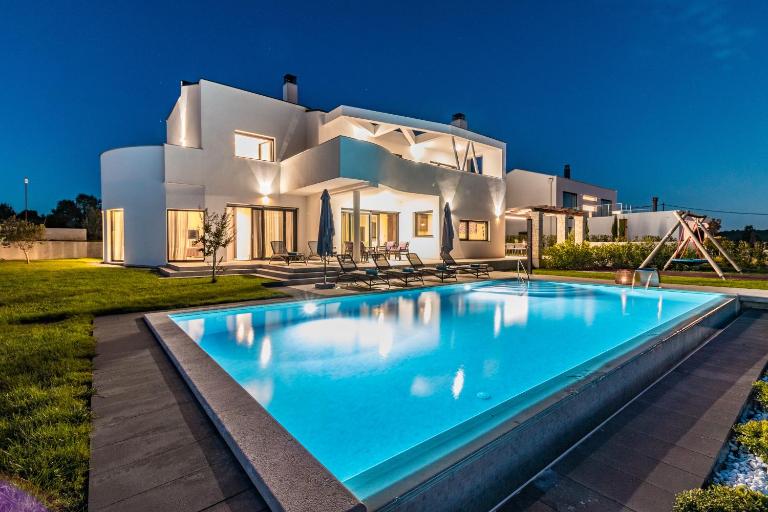 Villa Eleonora, luxury villa in Višnjan, Žužići, near Poreč - B&B Višnjan - Visignano