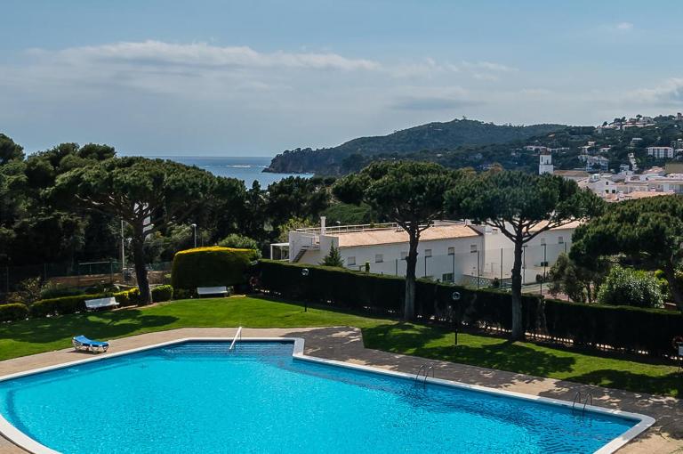 AV-1 CALELLA DE PALAFRUGELL 6 Pax - B&B Calella de Palafrugell