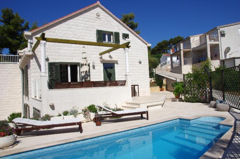 Holiday Home Nevista - Ferienwohnung Sumartin