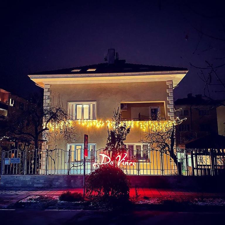 Da Vinci Guesthouse - B&B Varshets