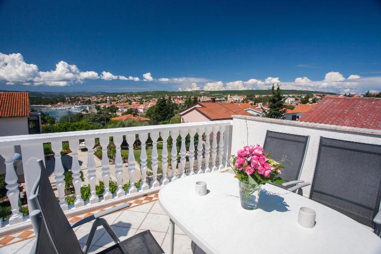 Apartments Dino - B&B Krk
