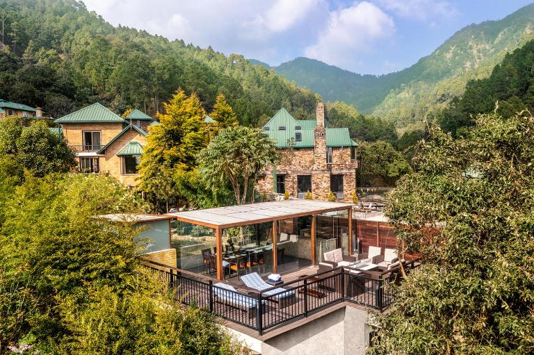 Divyam From BYLOO- Private Villa near Nainital - Bed and Breakfast Bhowali