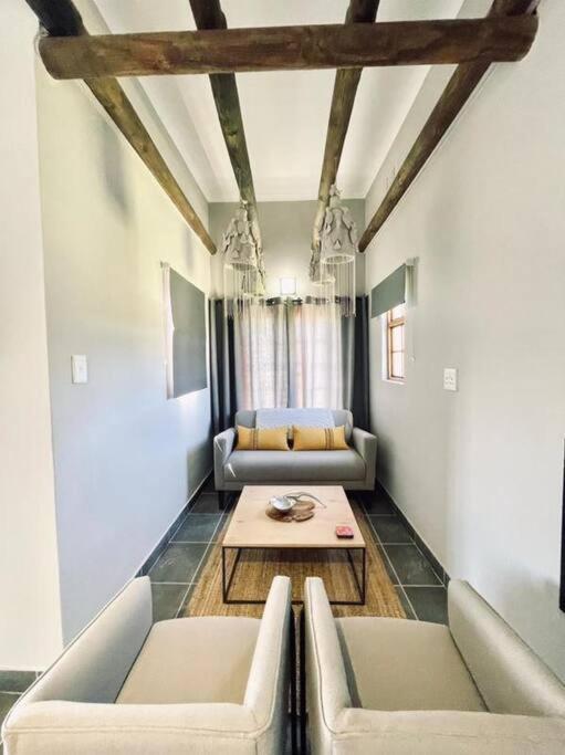 Owl Cottage - Living The Breede - B&B Malgas