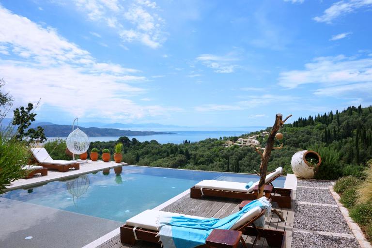 Sinium Luxury Villas - B&B Víngla
