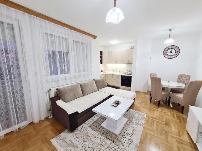 Apartman City - Ferienwohnung Bijeljina