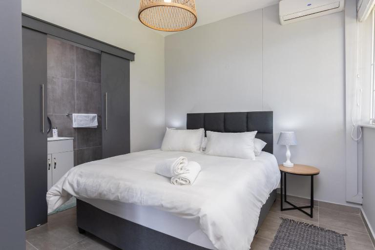 Bermuda 305 - B&B Ballito