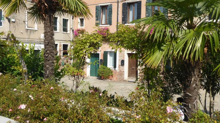 Sestiere Dorsoduro, a due passi da Zattere - B&B Venecia