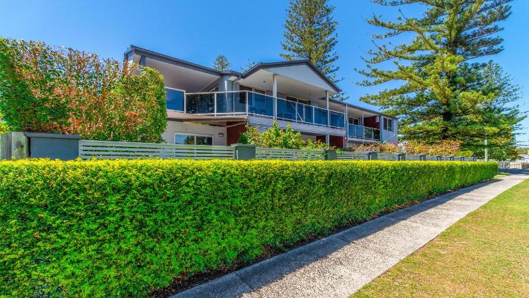 Adrift Apartments Yamba - B&B Yamba