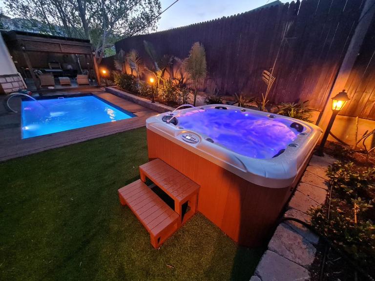 נופש אזאר-וילה - Bed and Breakfast ‘Isfiyā
