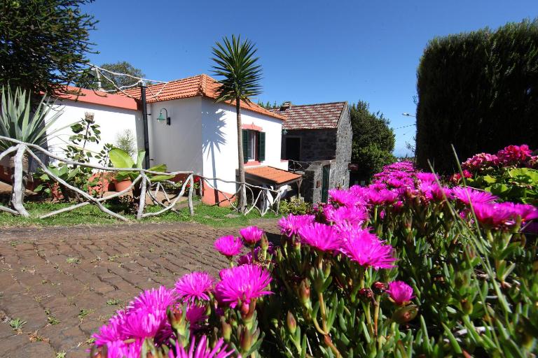 Casa do Ribeirinho - Bed and Breakfast Porto Moniz