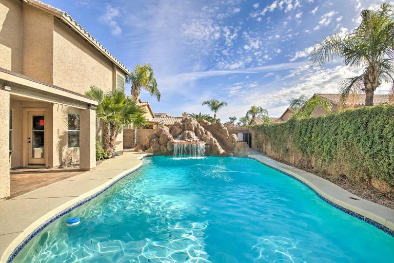 Gilbert Group Getaway: 3 Mi to Dtwn - B&B Gilbert